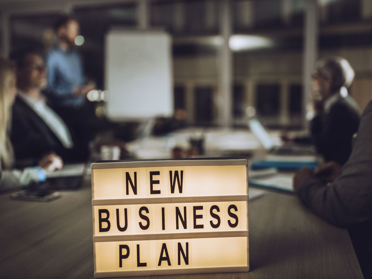 The 2026 Guide to a “Bankable” business plan in Dubai